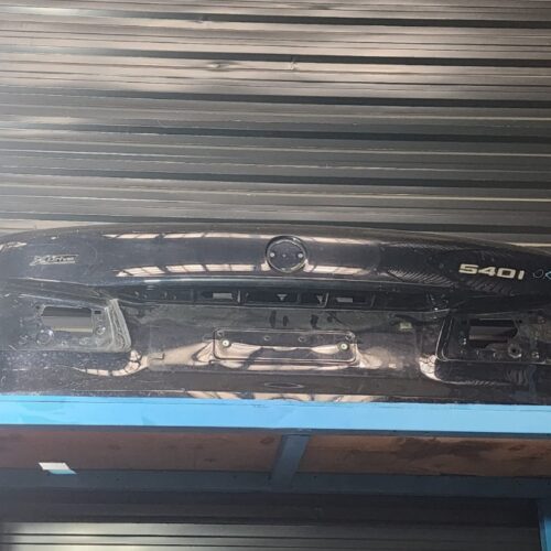 BMW G30 arxa baqajnik